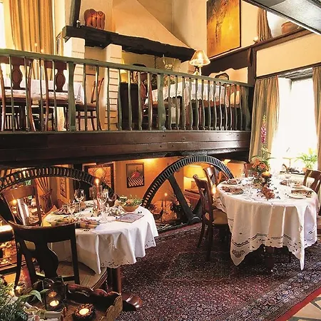 Historische Schlossmuhle 乎尔博赫
