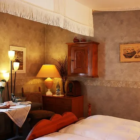 Historische Schlossmuhle Hotel *